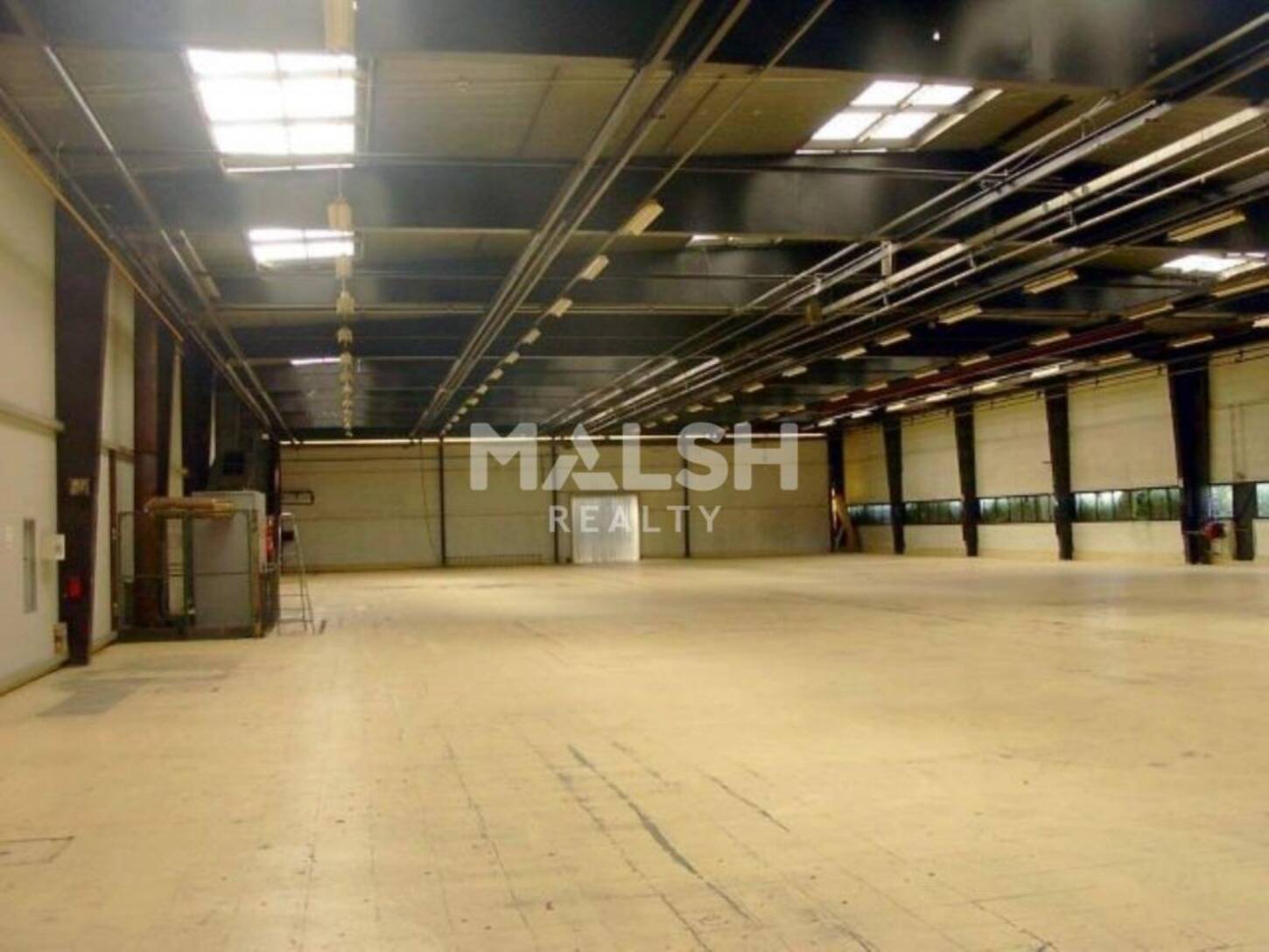 MALSH Realty & Property - Local d'activités - Lyon Sud Est - Vénissieux - 2