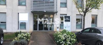 MALSH Realty & Property - Bureau - Extérieurs NORD (Villefranche / Belleville) - Limas - 4