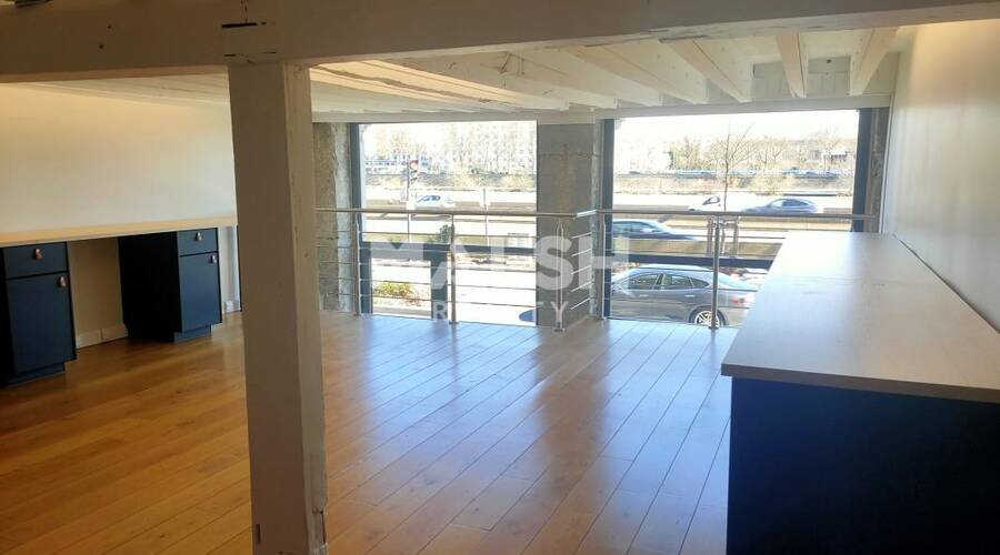 MALSH Realty & Property - Local commercial - Lyon 2° / Confluence - Lyon 2 - 5