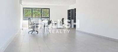 MALSH Realty & Property - Bureau - Plateau Nord / Val de Saône - Fleurieu-sur-Saône - 8