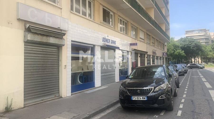 MALSH Realty & Property - Local commercial - Carré de Soie / Grand Clément / Bel Air - Villeurbanne - 2