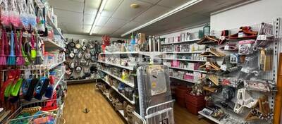 MALSH Realty & Property - Local commercial - Carré de Soie / Grand Clément / Bel Air - Villeurbanne - 1