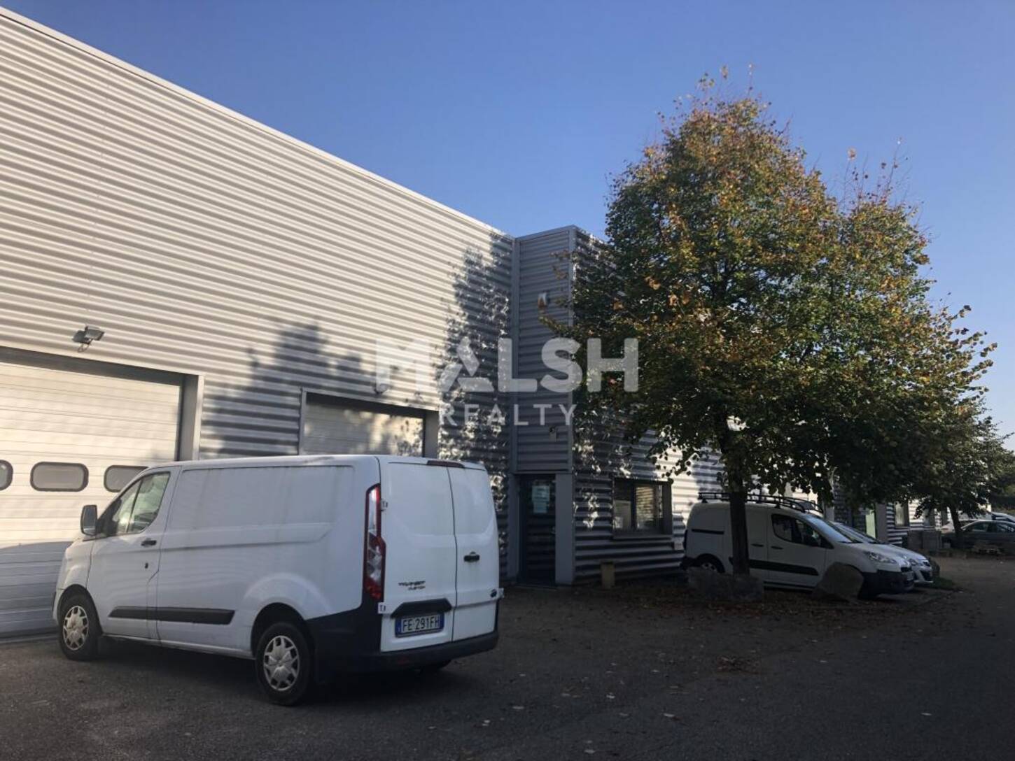 MALSH Realty & Property - Local d'activités - Lyon Nord Est (Rhône Amont) - Décines-Charpieu - 2