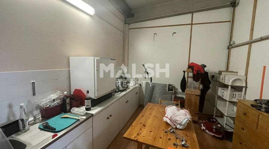 MALSH Realty & Property - Local d'activités - Lyon Nord Est (Rhône Amont) - Décines-Charpieu - 16