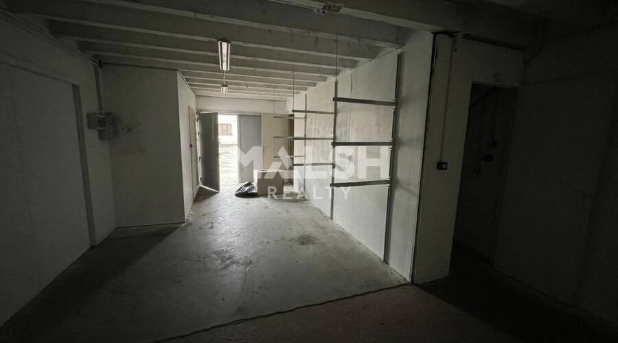 MALSH Realty & Property - Local d'activités - Lyon Nord Est (Rhône Amont) - Décines-Charpieu - 17