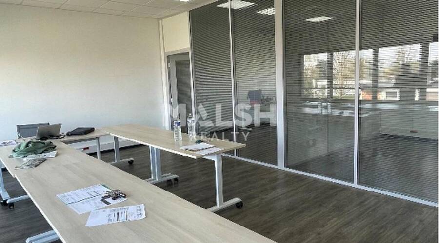 MALSH Realty & Property - Local d'activités - Nord Isère ( Ile d'Abeau / St Quentin Falavier ) - Saint-Quentin-Fallavier - 11