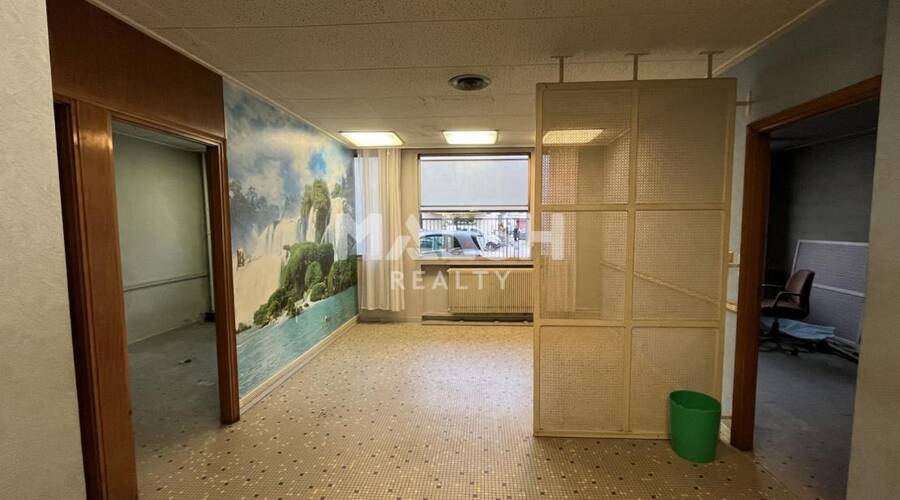 MALSH Realty & Property - Local commercial - Lyon 8°/ Hôpitaux - Lyon 8 - 1