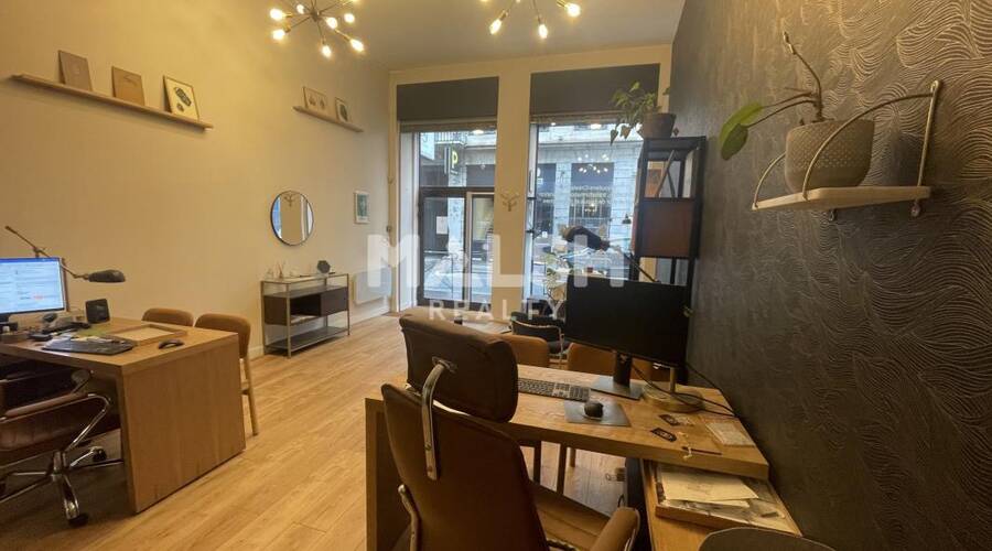 MALSH Realty & Property - Local commercial - Lyon - Presqu'île - Lyon 2 - 3