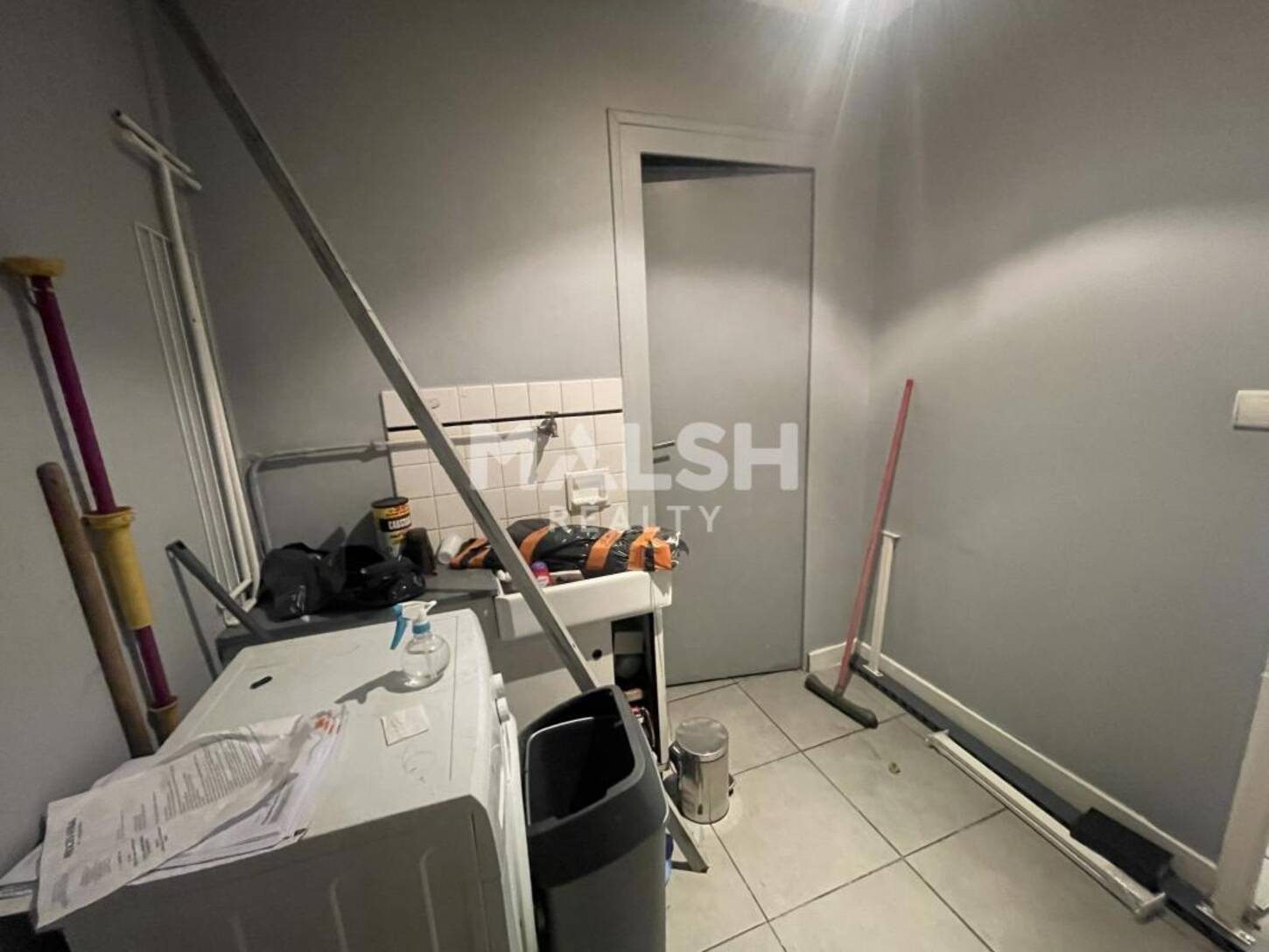 MALSH Realty & Property - Local commercial - Lyon 8°/ Hôpitaux - Lyon 8 - 2