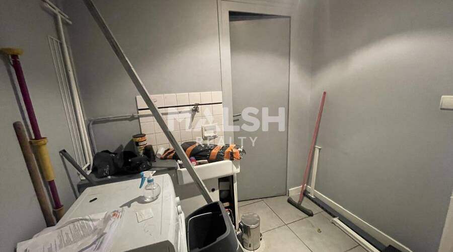 MALSH Realty & Property - Local commercial - Lyon 8°/ Hôpitaux - Lyon 8 - 2