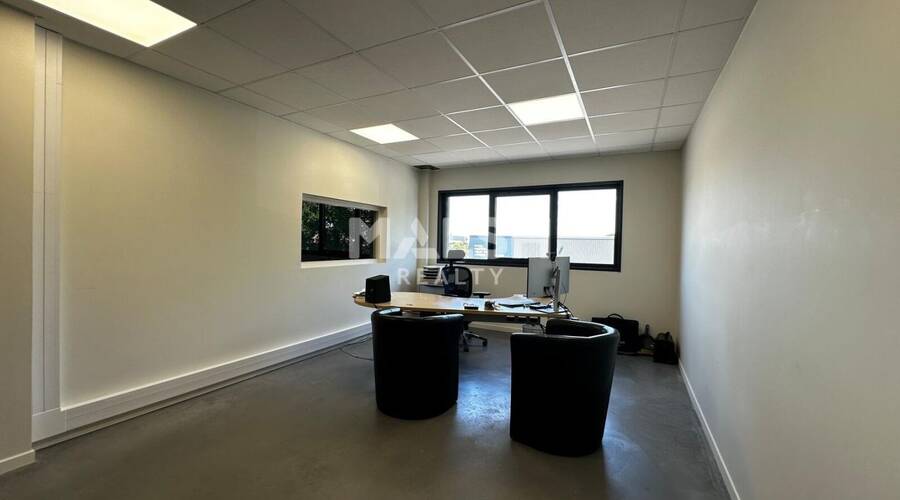 MALSH Realty & Property - Local d'activités - Extérieurs NORD (Villefranche / Belleville) - Gleizé - 9
