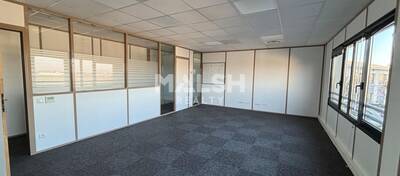 MALSH Realty & Property - Bureau - Extérieurs NORD (Villefranche / Belleville) - Limas - 12