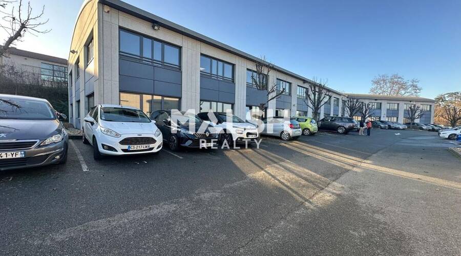 MALSH Realty & Property - Bureau - Extérieurs NORD (Villefranche / Belleville) - Limas - 16