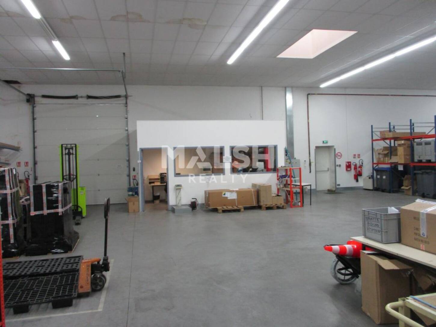 MALSH Realty & Property - Local commercial - Extérieurs SUD  (Vallée du Rhône) - Valence - 2