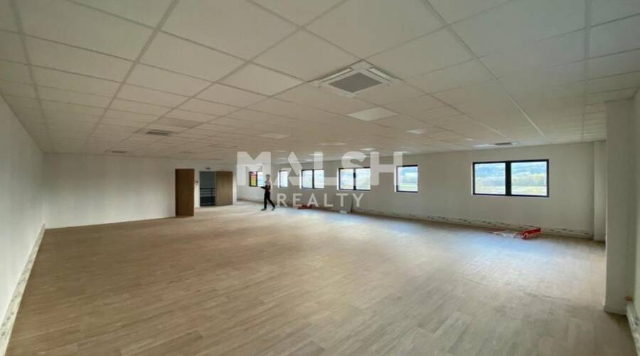 MALSH Realty & Property - Bureau - Plateau Nord / Val de Saône - Genay - 4