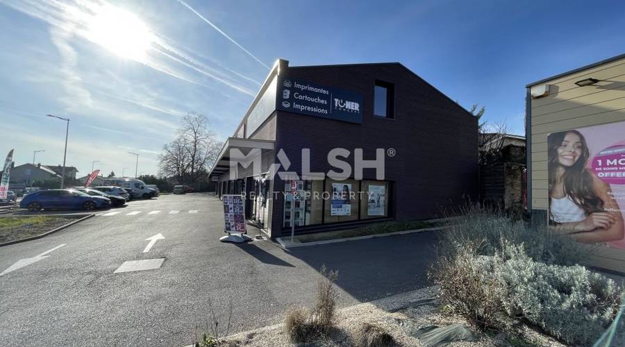 MALSH Realty & Property - Commerce - Extérieurs NORD (Villefranche / Belleville) - Limas - 3