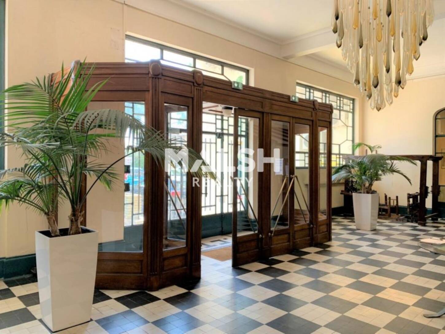 MALSH Realty & Property - Bureau - Carré de Soie / Grand Clément / Bel Air - Vaulx-en-Velin - 2