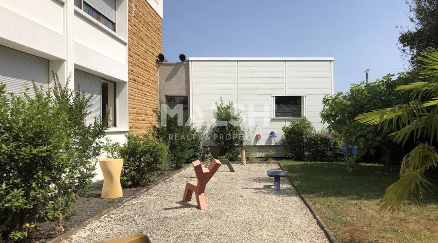 MALSH Realty & Property - Activité - Extérieurs NORD (Villefranche / Belleville) - Amberieux D'azergues - 47
