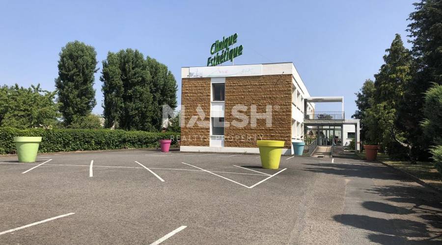 MALSH Realty & Property - Activité - Extérieurs NORD (Villefranche / Belleville) - Amberieux D'azergues - 48