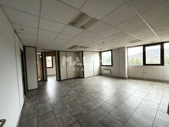 MALSH Realty & Property - Bureau - Saint Etienne - Villars - 1