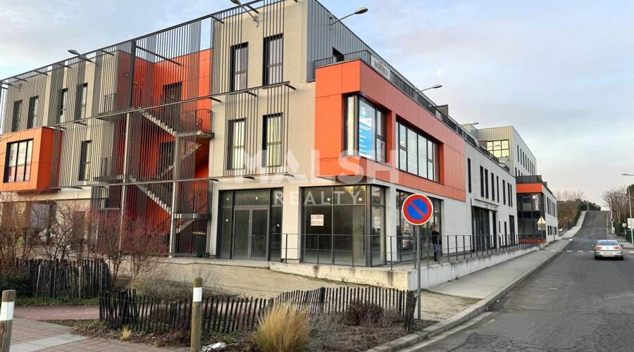 MALSH Realty & Property - Local commercial - Saint Etienne - Saint-Just-Saint-Rambert - 1