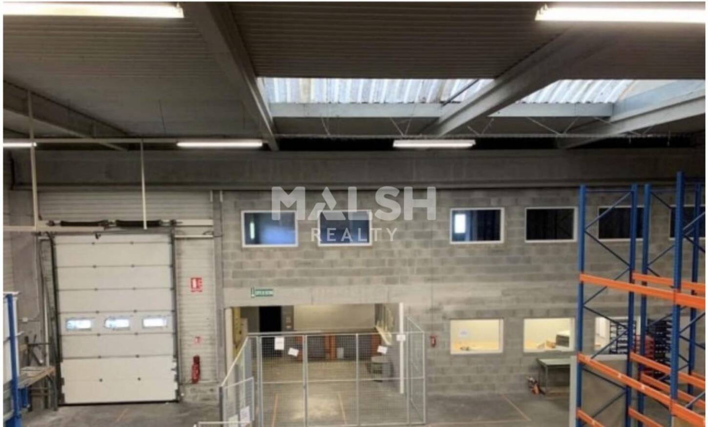 MALSH Realty & Property - Local d'activités - Lyon EST (St Priest /Mi Plaine/ A43 / Eurexpo) - Genas - 2