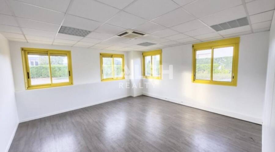 MALSH Realty & Property - Local d'activités - Lyon EST (St Priest /Mi Plaine/ A43 / Eurexpo) - Genas - 9