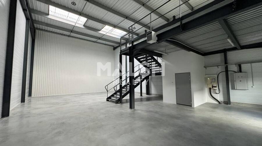 MALSH Realty & Property - Local d'activités - Saint-Etienne Métropole - Saint-Étienne - 2