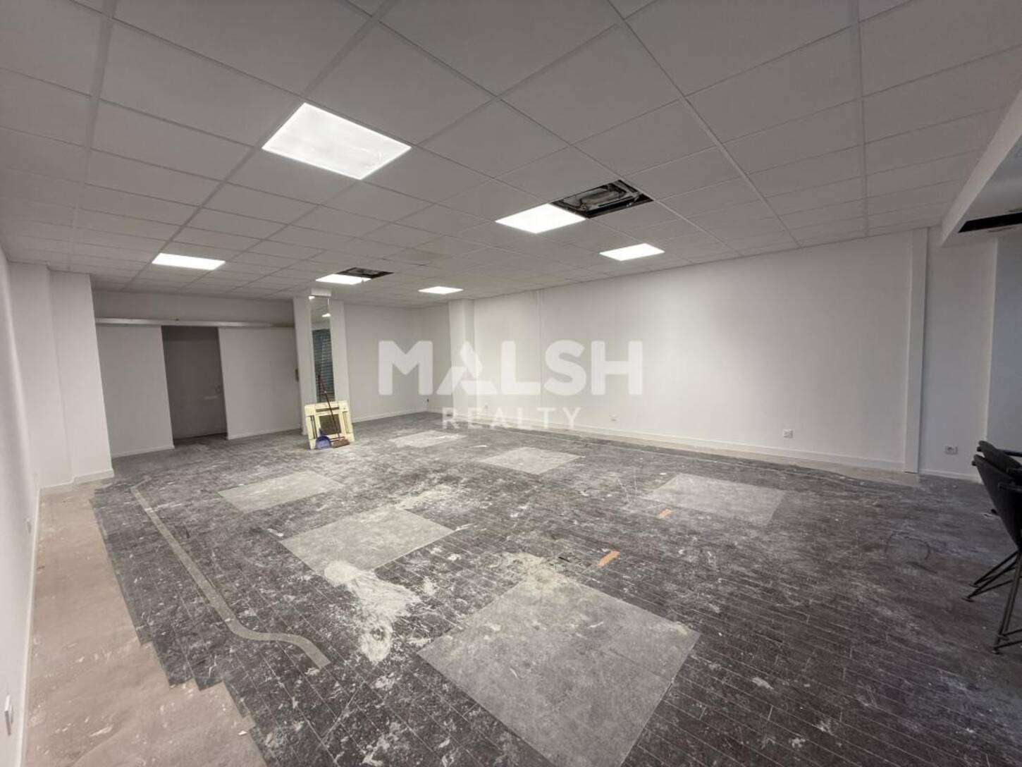 MALSH Realty & Property - Local commercial - Saint Etienne - Saint-Étienne - 2