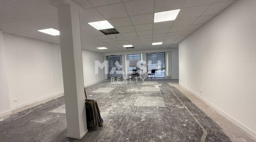 MALSH Realty & Property - Local commercial - Saint Etienne - Saint-Étienne - 3