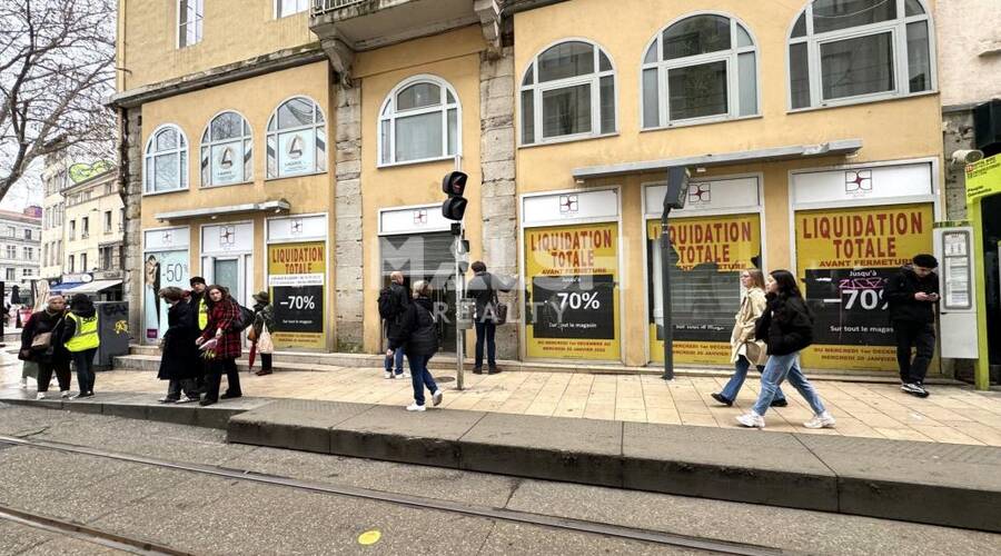 MALSH Realty & Property - Local commercial - Saint-Etienne Métropole - Saint-Étienne - 1