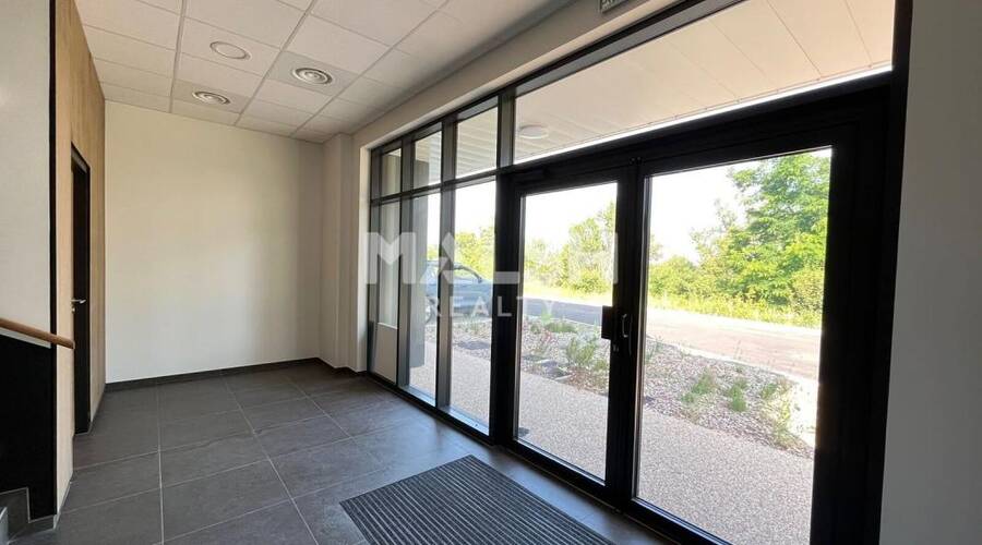 MALSH Realty & Property - Local d'activités - Lyon EST (St Priest /Mi Plaine/ A43 / Eurexpo) - Saint-Priest - 17