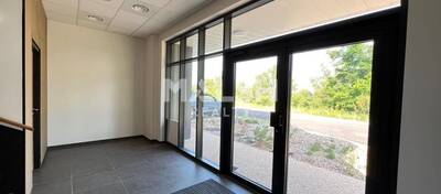 MALSH Realty & Property - Local d'activités - Lyon EST (St Priest /Mi Plaine/ A43 / Eurexpo) - Saint-Priest - 17
