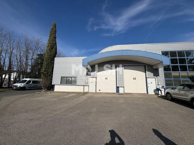MALSH Realty & Property - Local d'activités - Lyon Sud Ouest - Saint-Genis-Laval - 1