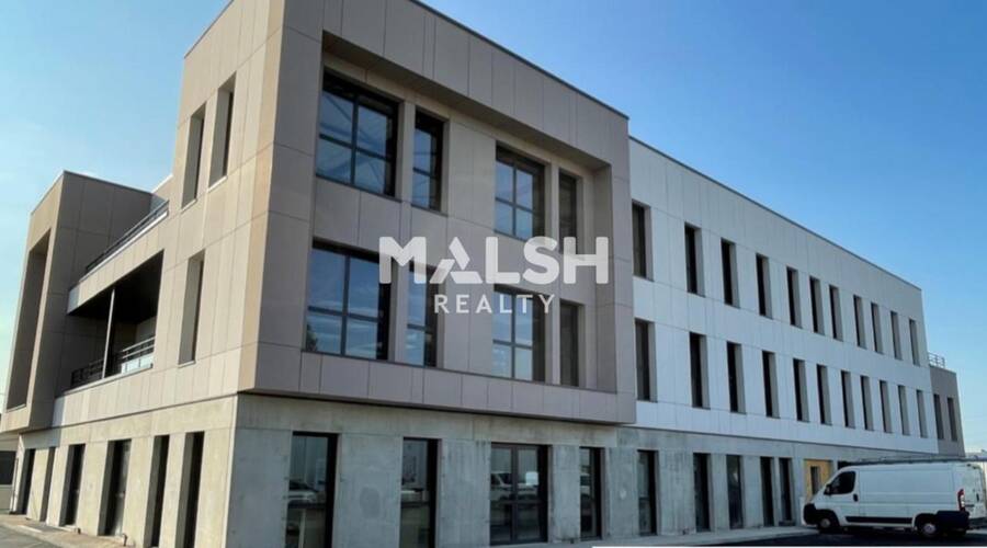 MALSH Realty & Property - Bureau - Extérieurs NORD (Villefranche / Belleville) - Limas - 2