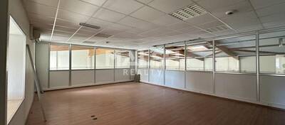 MALSH Realty & Property - Local d'activités - Lyon Nord Est (Rhône Amont) - Décines-Charpieu - 23