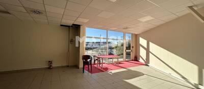 MALSH Realty & Property - Local d'activités - Lyon Nord Est (Rhône Amont) - Décines-Charpieu - 4