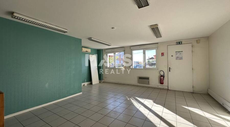 MALSH Realty & Property - Local d'activités - Lyon Nord Est (Rhône Amont) - Décines-Charpieu - 22