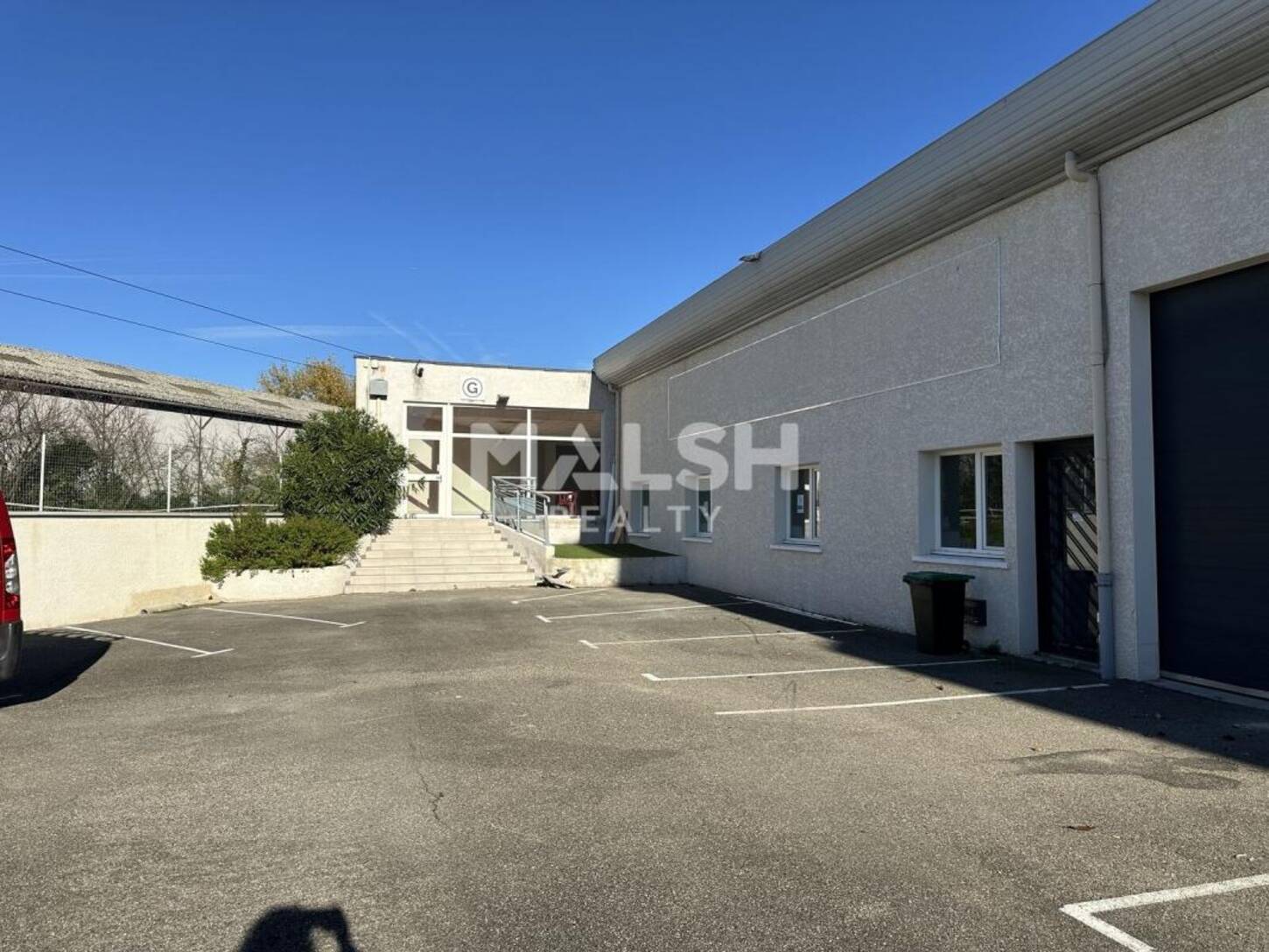 MALSH Realty & Property - Local d'activités - Lyon Nord Est (Rhône Amont) - Décines-Charpieu - 2