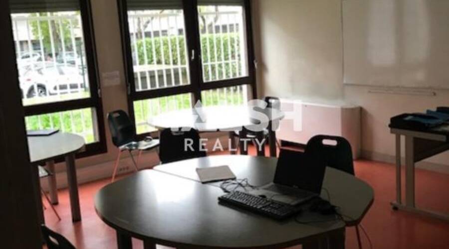 MALSH Realty & Property - Bureau - Carré de Soie / Grand Clément / Bel Air - Villeurbanne - 4
