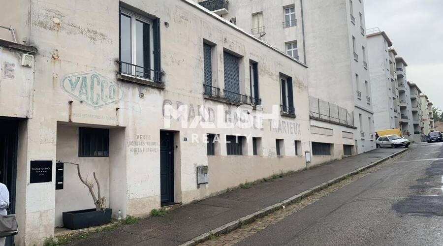 MALSH Realty & Property - Local commercial - Lyon 3° / Préfecture / Universités - Lyon 3 - 18