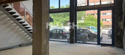 MALSH Realty & Property - Local commercial - Carré de Soie / Grand Clément / Bel Air - Villeurbanne - 1