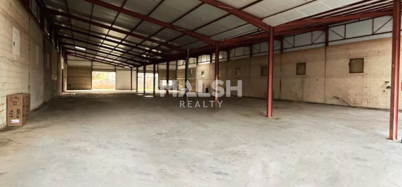 MALSH Realty & Property - Local d'activités - Extérieurs NORD (Villefranche / Belleville) - Belleville - 2