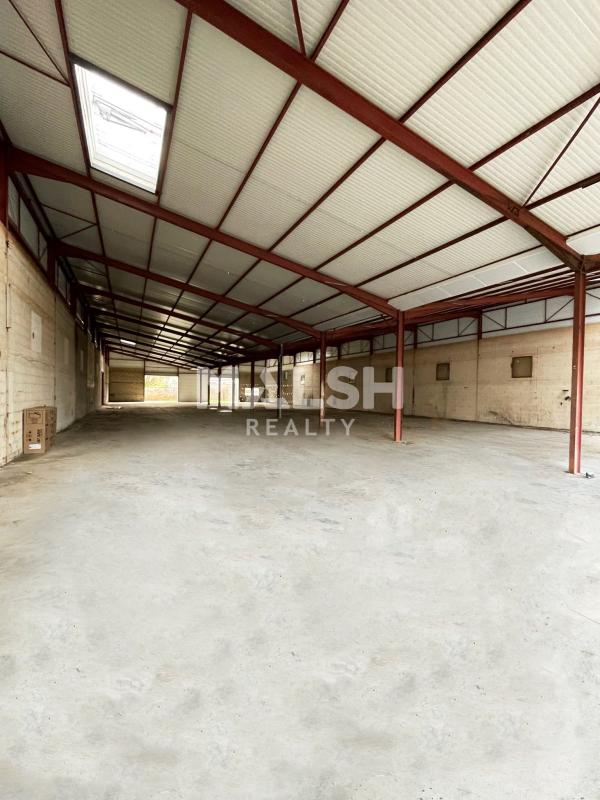 MALSH Realty & Property - Local d'activités - Extérieurs NORD (Villefranche / Belleville) - Belleville - 3
