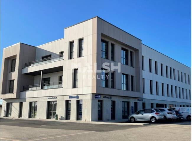 MALSH Realty & Property - Bureau - Extérieurs NORD (Villefranche / Belleville) - Limas - 1
