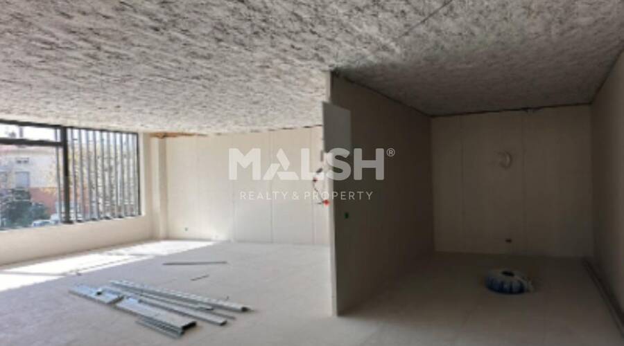 MALSH Realty & Property - Local commercial - Extérieurs SUD  (Vallée du Rhône) - Chasse-sur-Rhône - 3