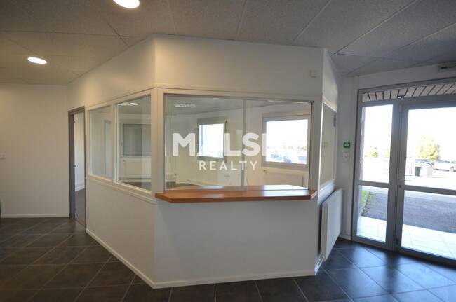 MALSH Realty & Property - Bureau - Plateau Nord / Val de Saône - Rillieux-la-Pape - 1