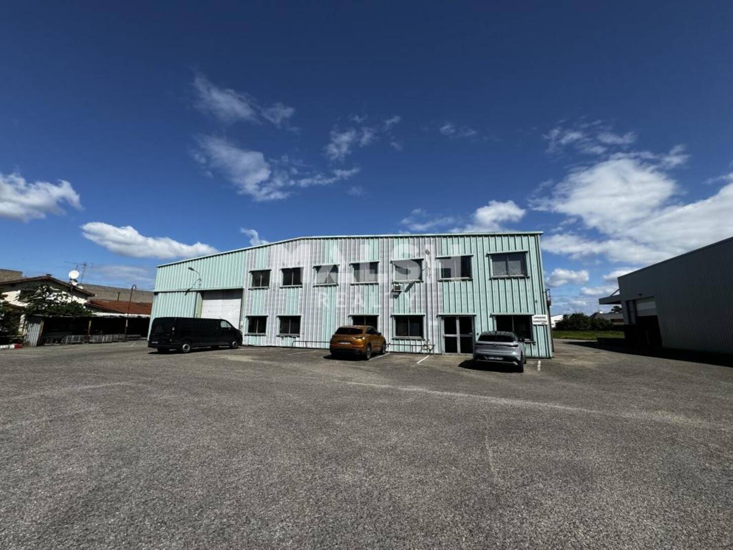 MALSH Realty & Property - Local d'activités - Lyon Nord Est (Rhône Amont) - Décines-Charpieu - 2