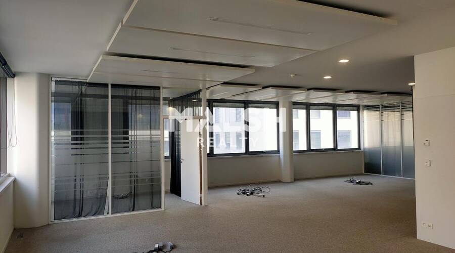 MALSH Realty & Property - Bureau - Lyon 2° / Confluence - Lyon 2 - 7