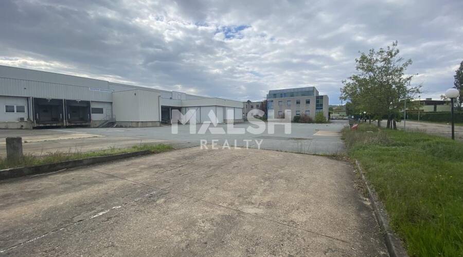 MALSH Realty & Property - Local d'activités - Extérieurs NORD (Villefranche / Belleville) - Alix - 1